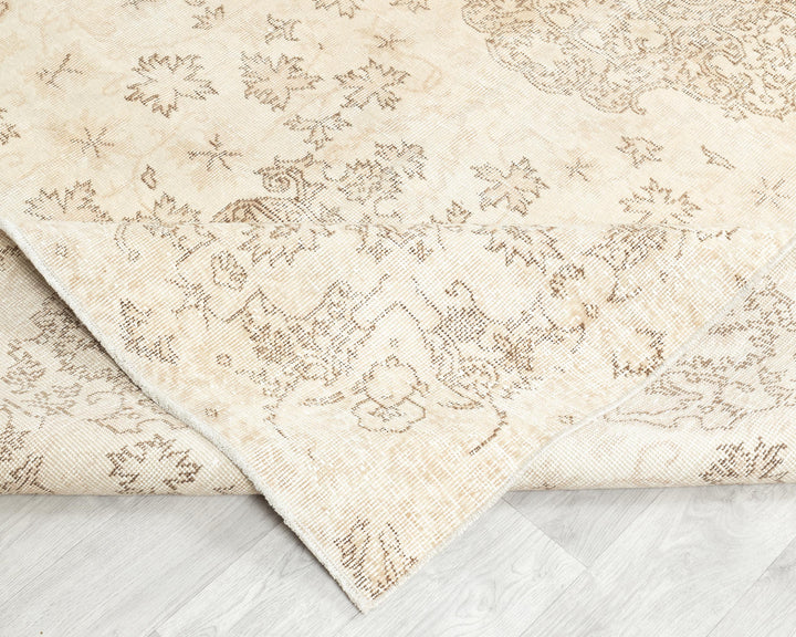 Faded Oushak Rug 6' 2" x 10' 5" | No. VR60458