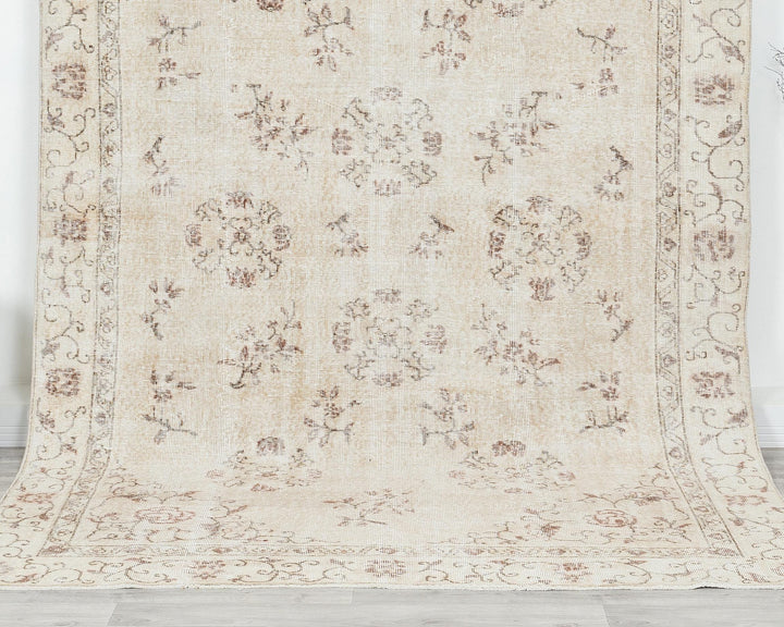 Faded Oushak Rug 6' 5" x 9' 7" | No. VR50537