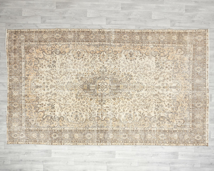Faded Oushak Rug 6' 5" x 10' 4" | No. VR73349