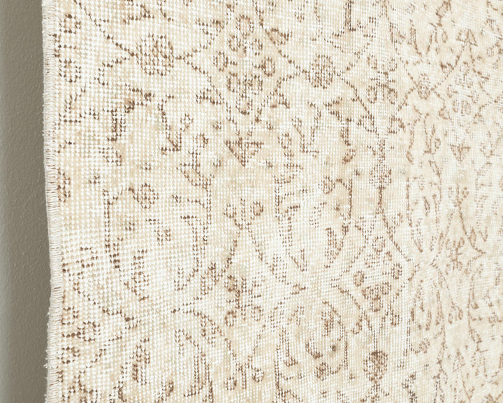 Beige Oushak Rug 6' 1" x 10' 2" | No. VR45859