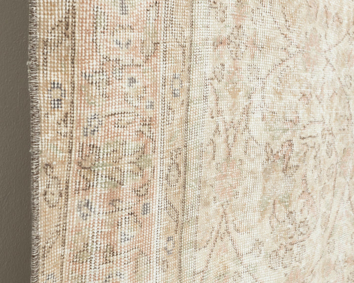 Beige Oushak Rug 7' 1" x 10' | No. VR46484