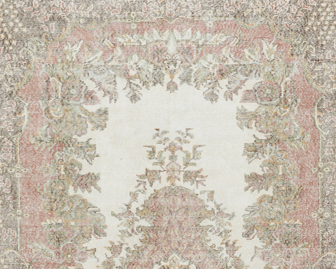 Neutral Oushak Rug 5' 11" x 9' 8" | No. VR30575
