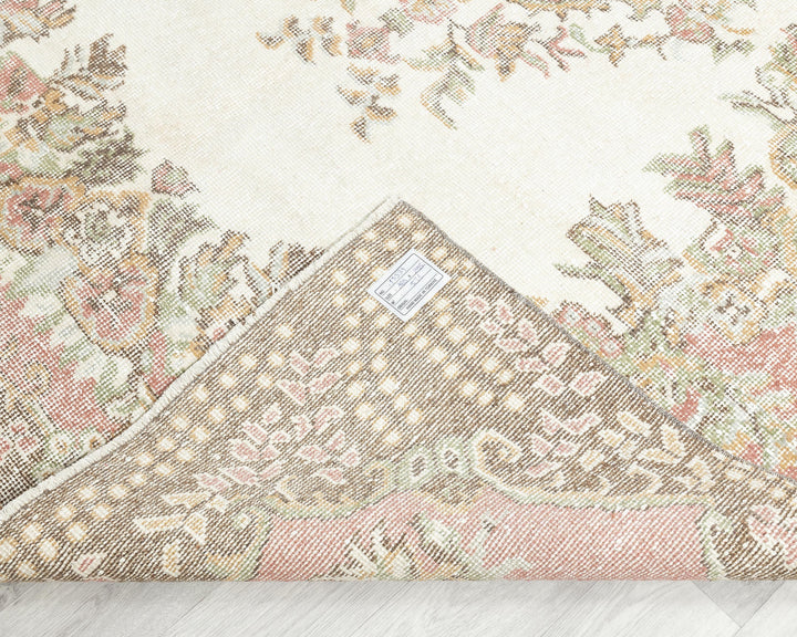 Neutral Oushak Rug 5' 11" x 9' 8" | No. VR30575