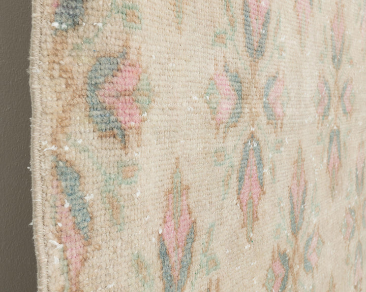 Faded Oushak Rug 6' 5" x 9' 1" | No. VR58505