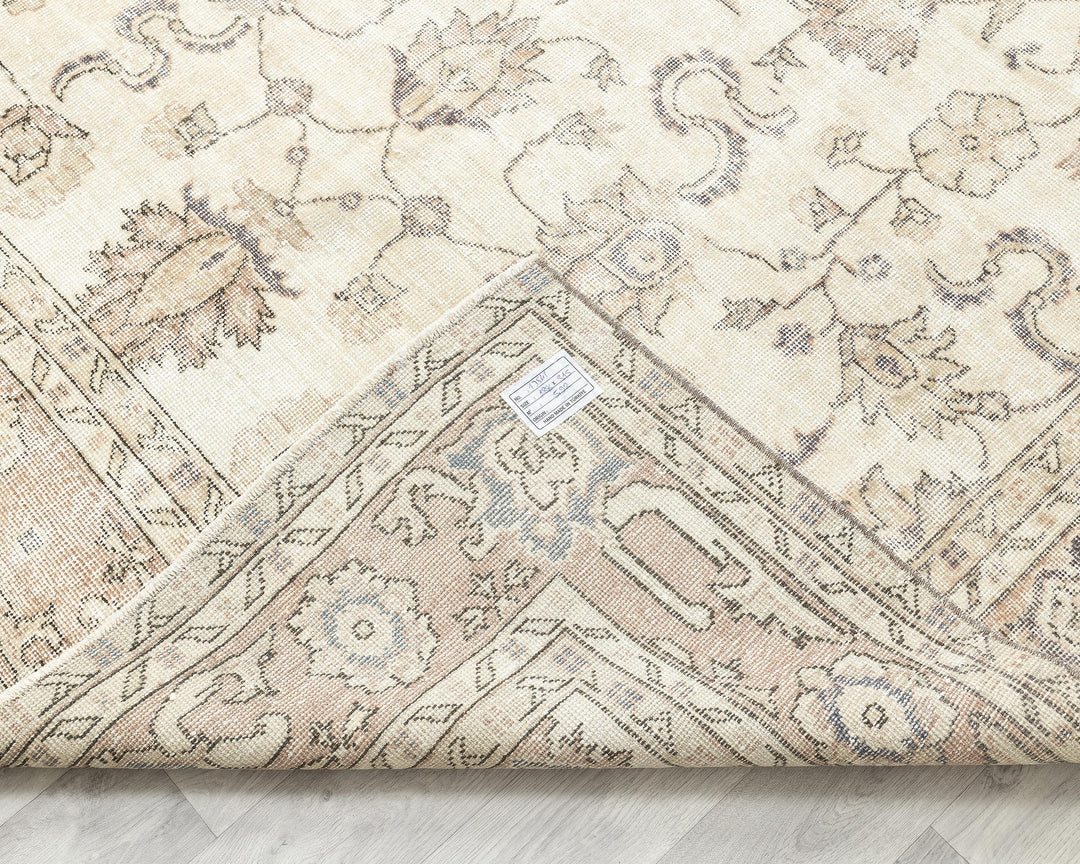 Oushak Rug 6' 2" x 10' 4" | No. VR12106