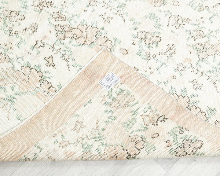 Beige Oushak Rug 6' 5" x 10' 7" | No. VR72891