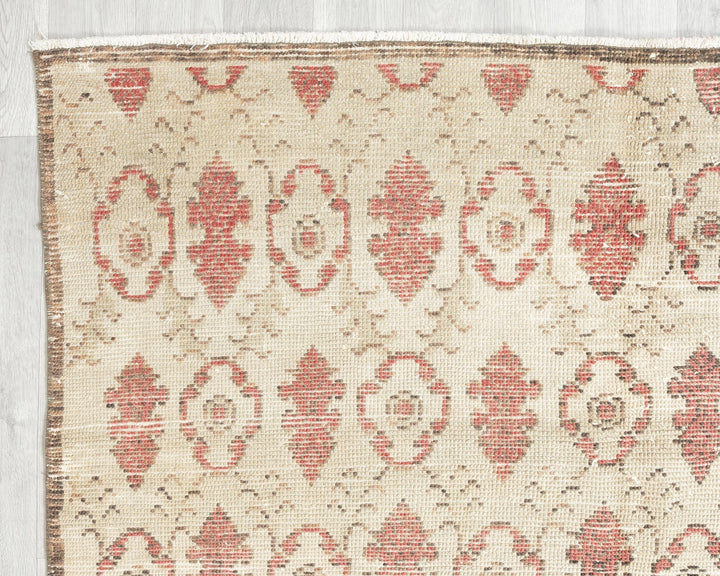 Oushak Rug 5' 2" x 8' 5" | No. VR27633