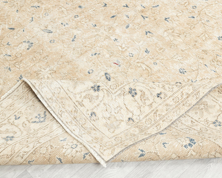 Beige Oushak Rug 6' 11" x 10' 1" | No. VR53439