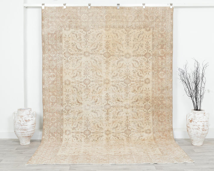Beige Oushak Rug 6' 9" x 9' 11" | No. VR57520