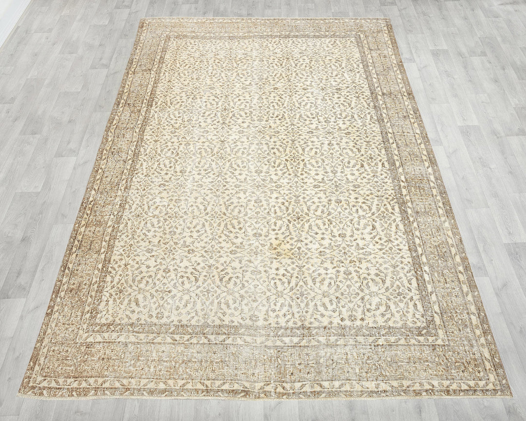 Oushak Rug 6' 7" x 9' 2" | No. VR55127