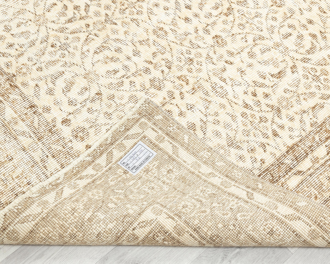 Oushak Rug 6' 7" x 9' 2" | No. VR55127