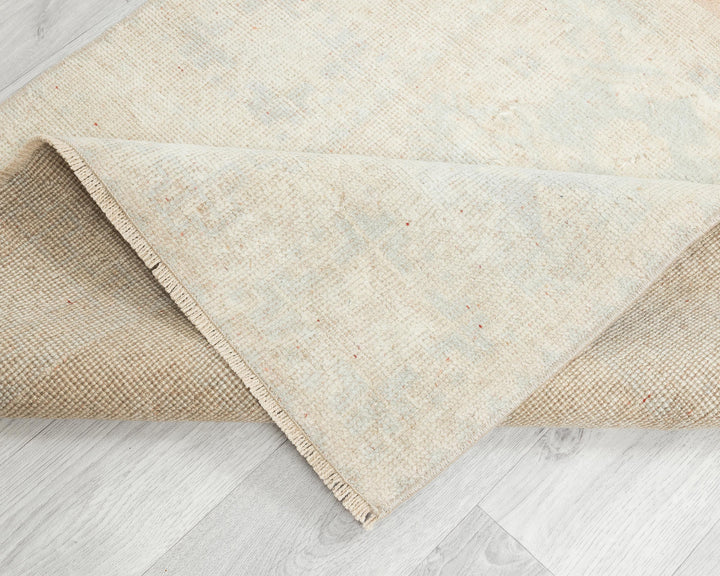 Beige Runner Rug 5' x 6' 1" | No. VR40884