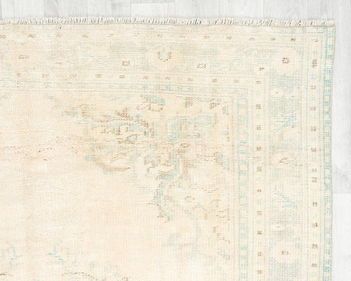 Beige Oushak Rug 8' 8" x 9' | No. VR55158