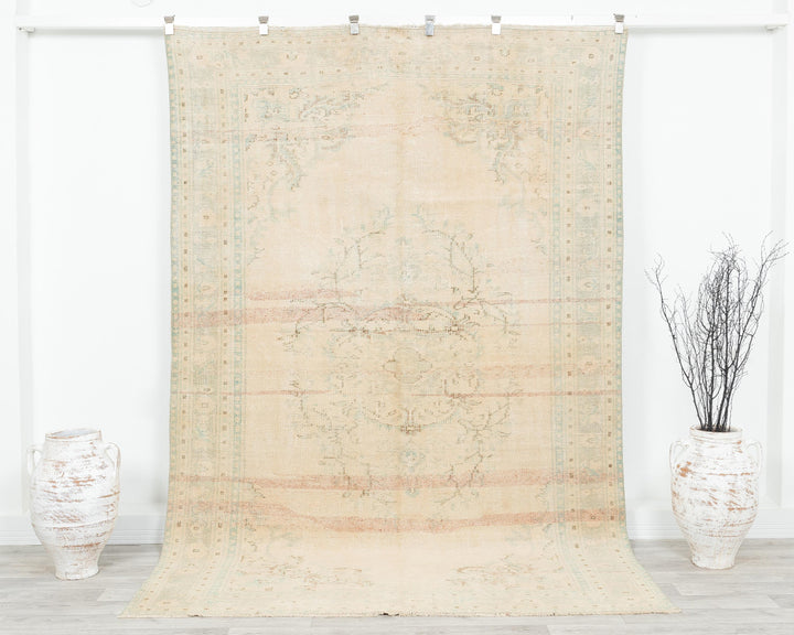 Beige Oushak Rug 8' 8" x 9' | No. VR55158
