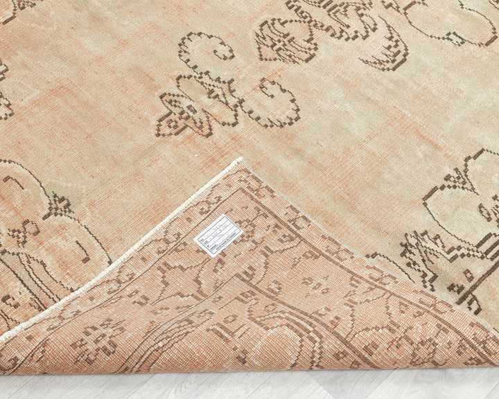 Neutral Oushak Rug 8' 4" x 5' | No. VR19982