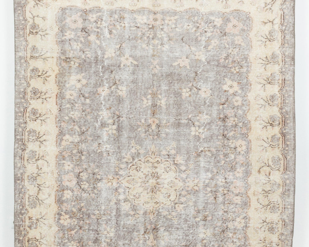 Muted Oushak Rug 8' 2" x 5' 7" | No. VR43319