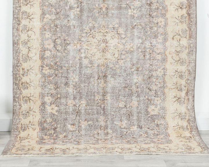 Muted Oushak Rug 8' 2" x 5' 7" | No. VR43319