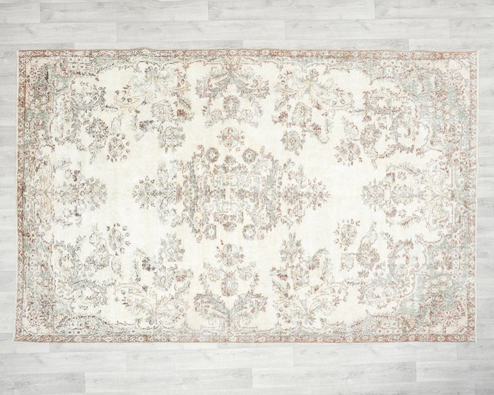 Beige Oushak Rug 5' 10" x 9' | No. VR61218