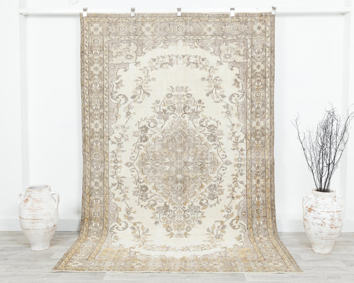 Beige Oushak Rug 5' 11" x 9' 2" | No. VR12427