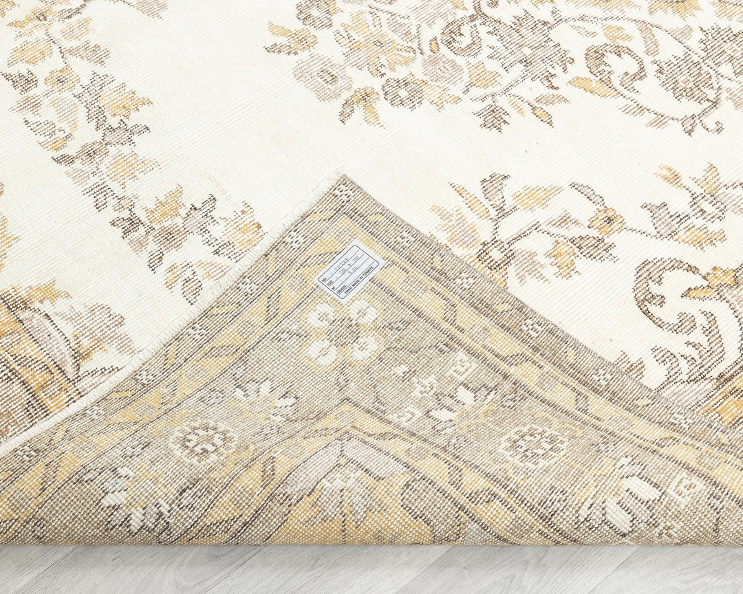 Beige Oushak Rug 5' 11" x 9' 2" | No. VR12427