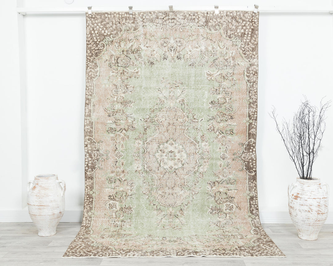 Faded Oushak Rug 5' 5" x 9' | No. VR12605