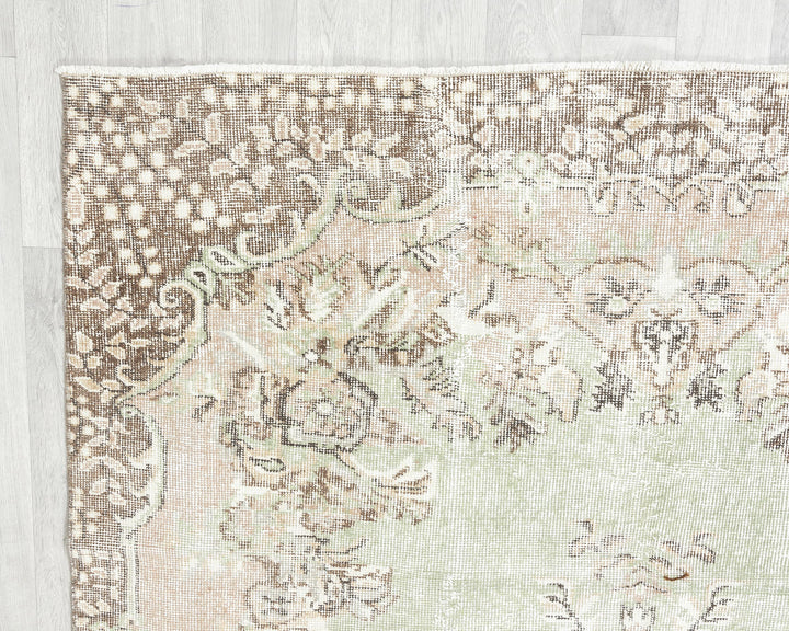 Faded Oushak Rug 5' 5" x 9' | No. VR12605