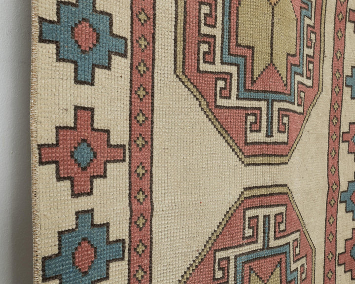 Runner Rug 2' 7" x 9' 8" | No. VR87150