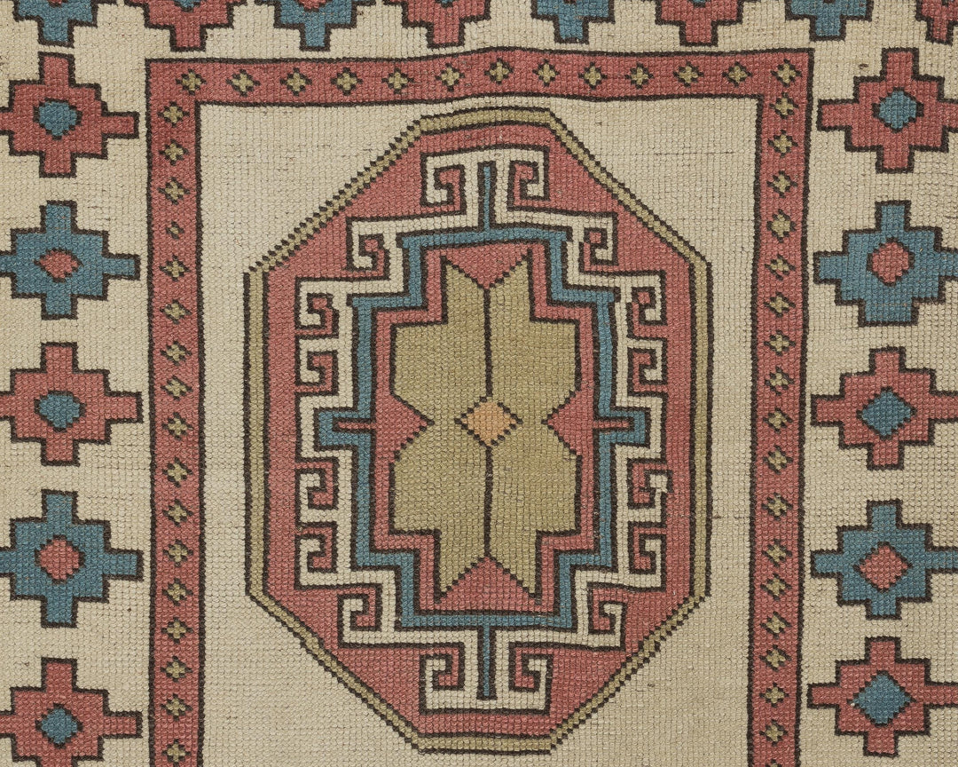 Runner Rug 2' 7" x 9' 8" | No. VR87150