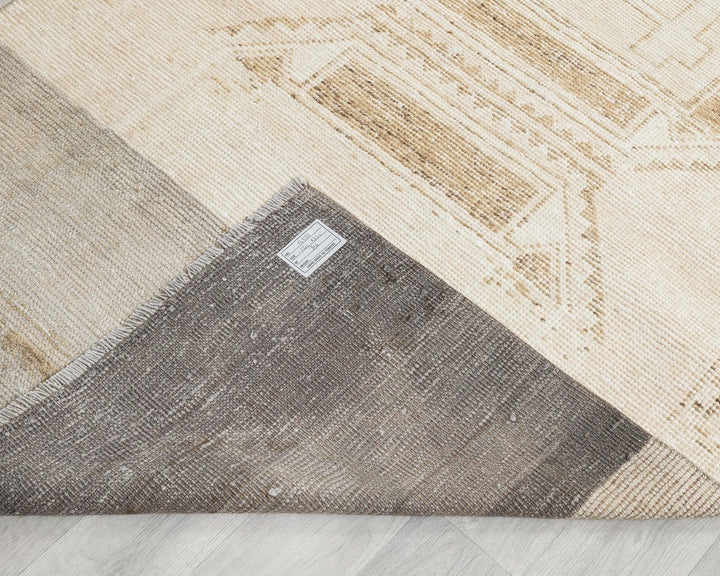 Runner Rug 3' 11" x 10' 10" | No. VR25792