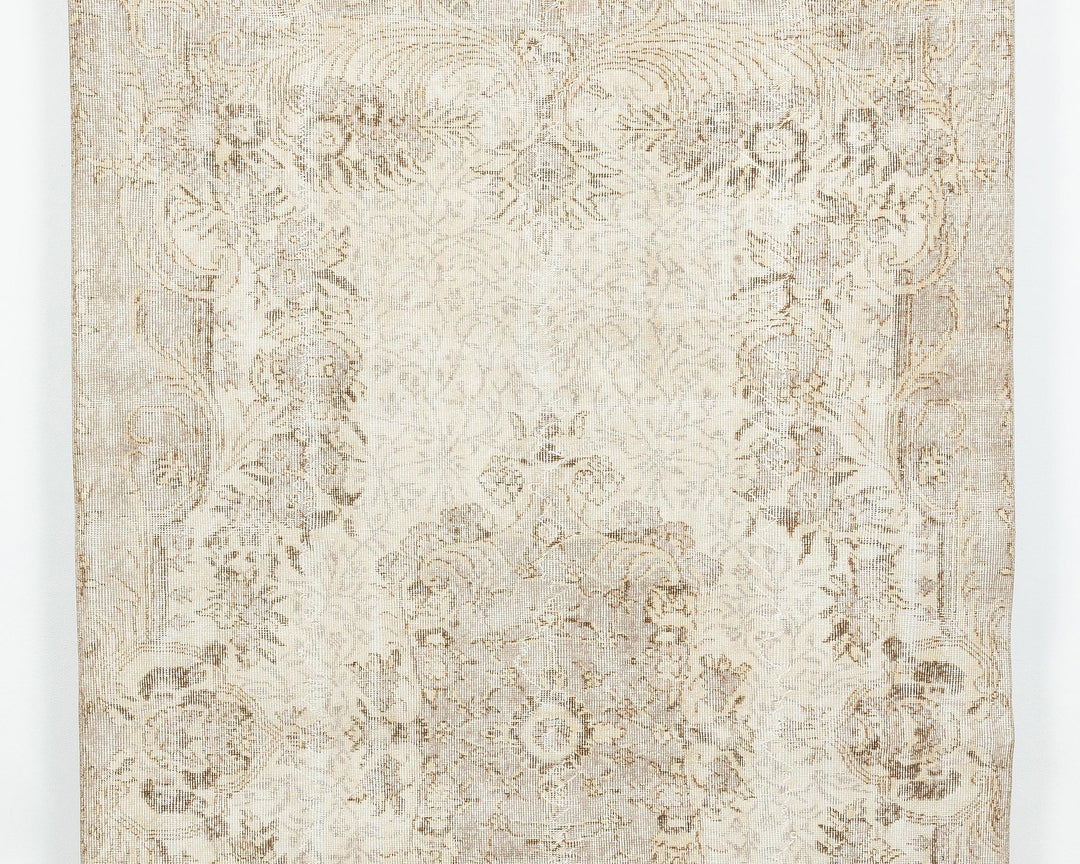 Beige Oushak Rug 5' 4" x 8' 6" | No. VR58456