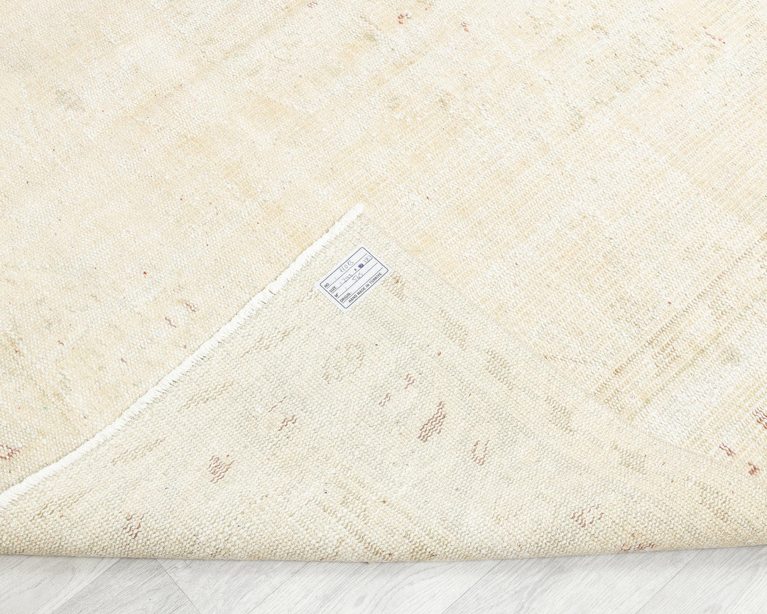 Beige Oushak Rug 6' x 9' 10" | No. VR60387