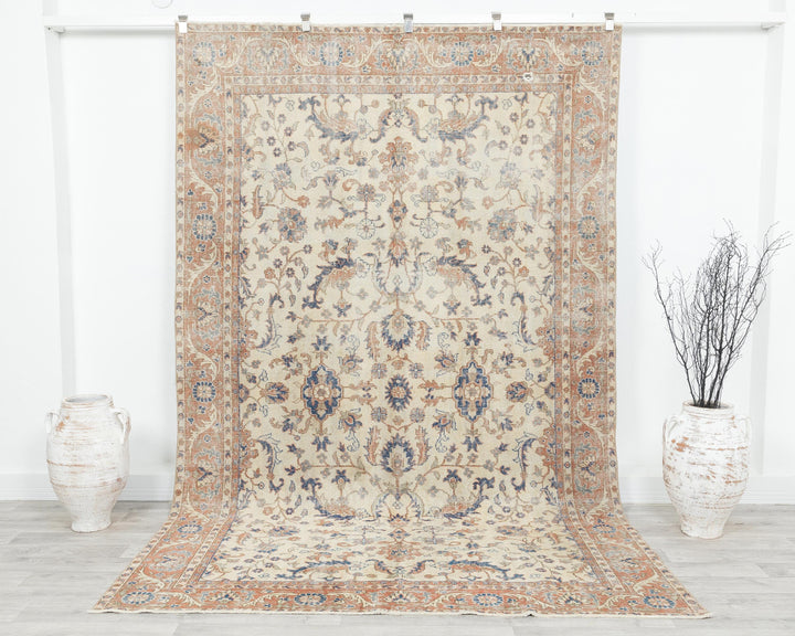 Beige Oushak Rug 6' 3" x 9' 8" | No. VR91002