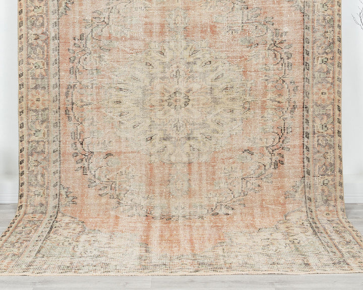 Faded Oushak Rug 5' 11" x 9' 5" | No. VR77804
