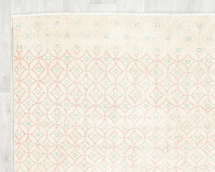 Neutral Oushak Rug 4' 9" x 8' 4" | No. VR79039