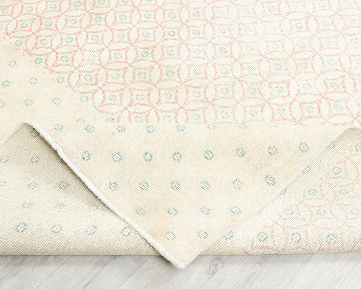 Neutral Oushak Rug 4' 9" x 8' 4" | No. VR79039