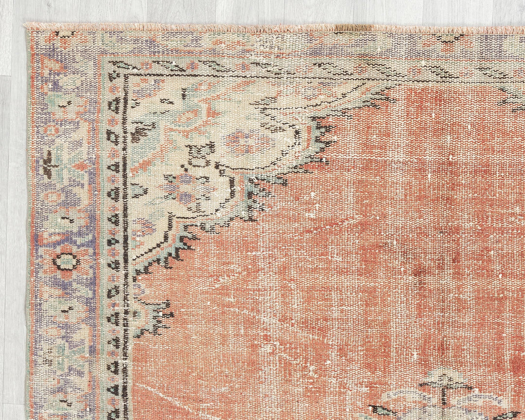 Neutral Oushak Rug 5' 1" x 8' 4" | No. VR68959