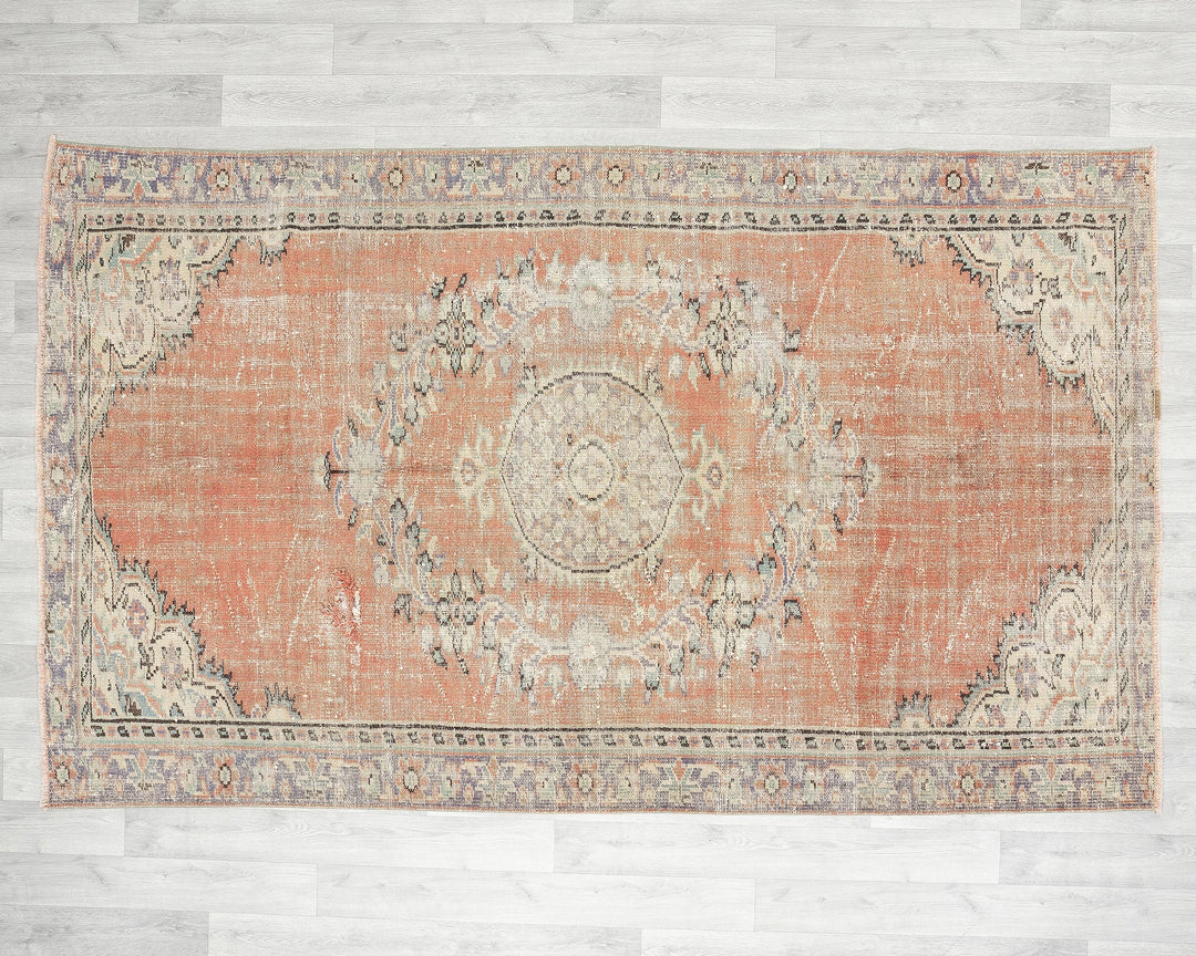Neutral Oushak Rug 5' 1" x 8' 4" | No. VR68959