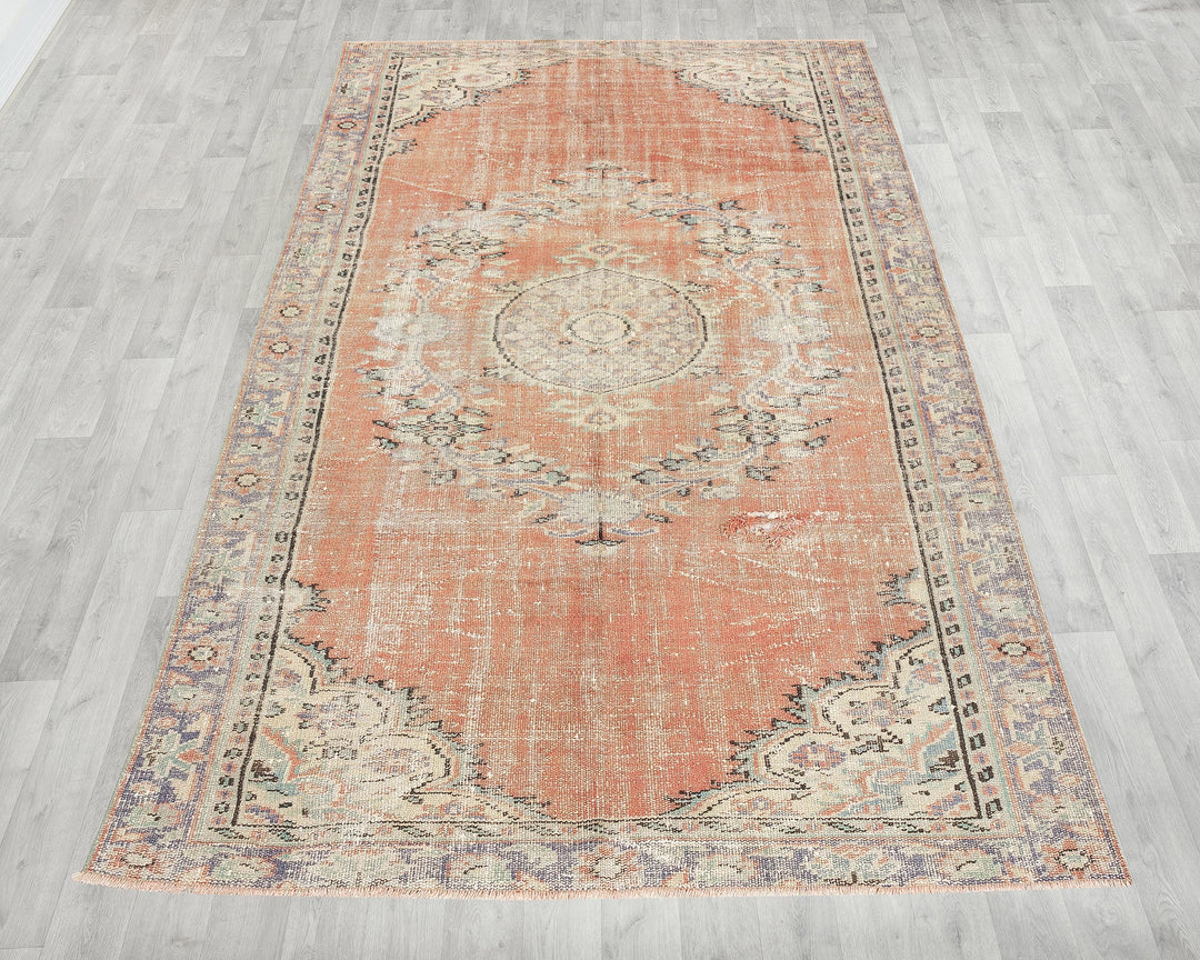 Neutral Oushak Rug 5' 1" x 8' 4" | No. VR68959