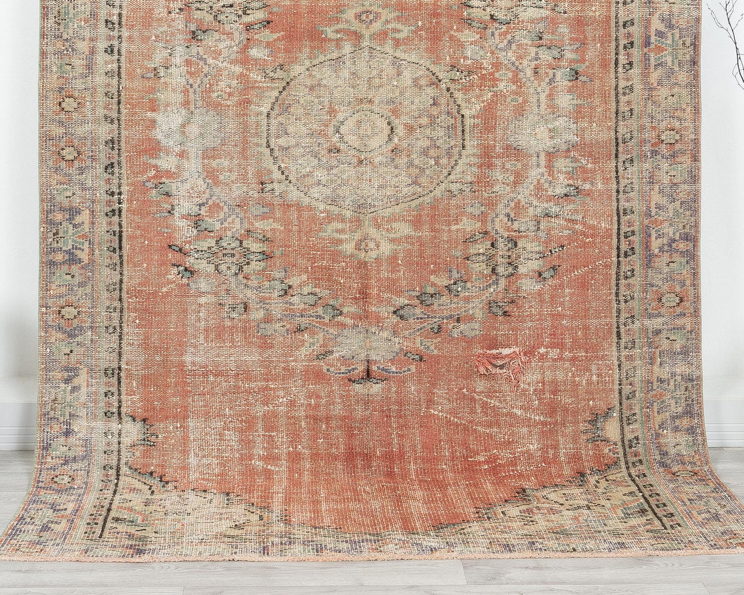 Neutral Oushak Rug 5' 1" x 8' 4" | No. VR68959