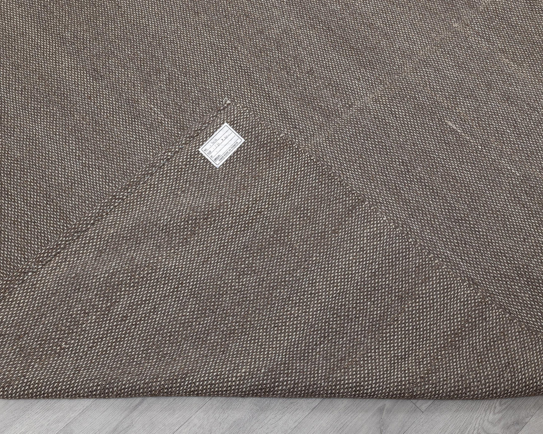 Brown Kilim Rug 8' 10" x 13' 1" | No. VR78487