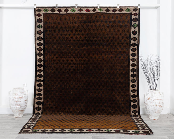 Brown Oushak Rug 6' 6" x 9' 3" | No. VR74387