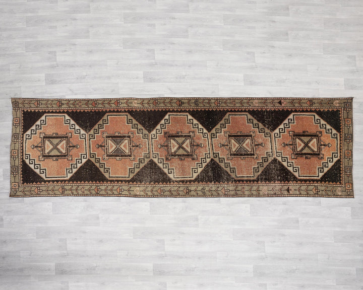 Faded Runner Rug 3' 5" x 11' 5" | No. VR19553