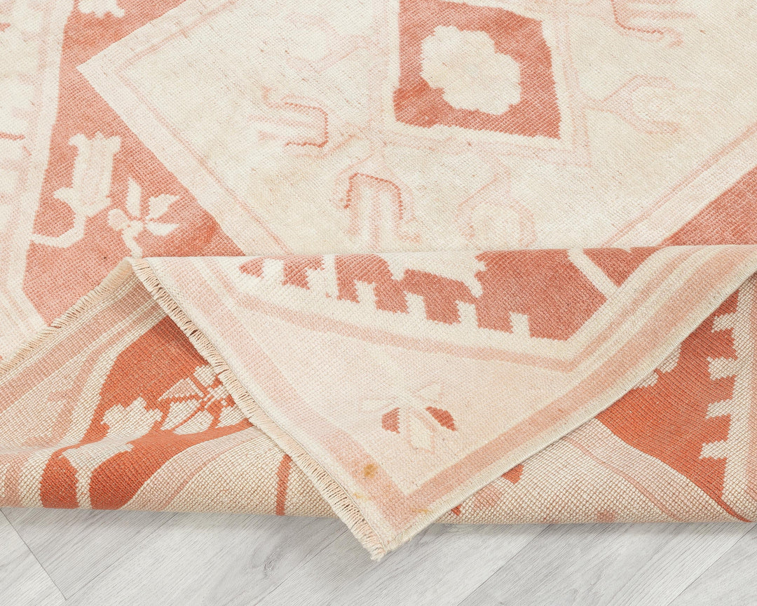 Red Oushak Rug 7' 7" x 5' 9" | No. VR48910