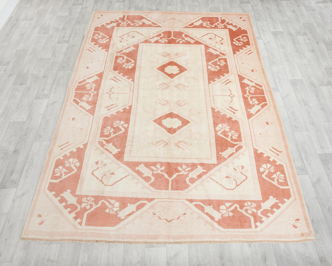 Red Oushak Rug 7' 7" x 5' 9" | No. VR48910