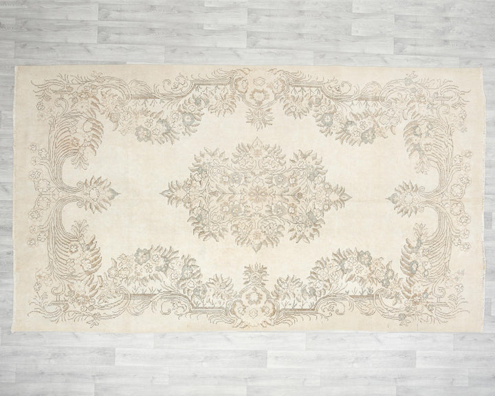 Ivory Oushak Rug 6' 2" x 10' 4" | No. VR20204
