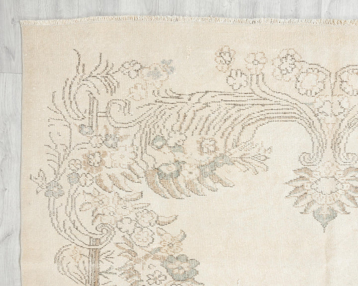 Ivory Oushak Rug 6' 2" x 10' 4" | No. VR20204