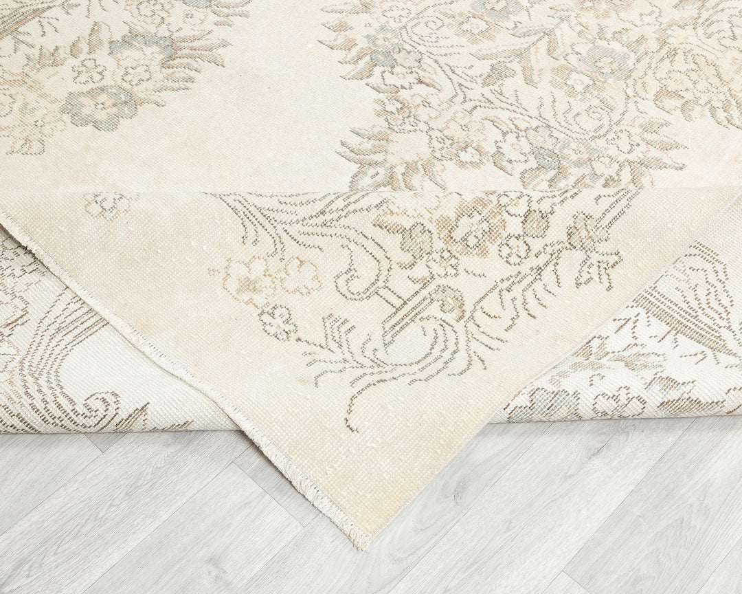 Ivory Oushak Rug 6' 2" x 10' 4" | No. VR20204