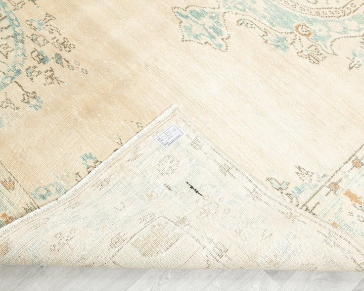 Beige Oushak Rug 9' 6" x 6' 1" | No. VR47085