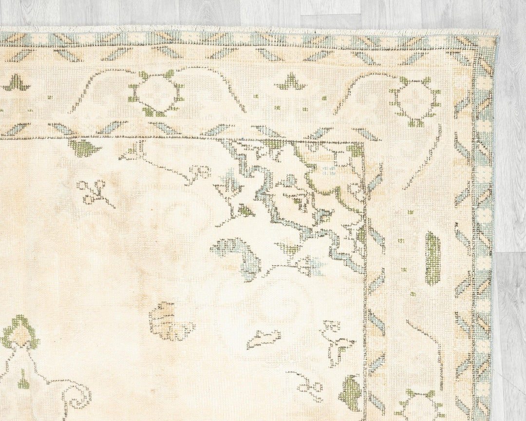 Beige Turkish Oushak Rug 10' 4" x 6' 3" Hand-Knotted pattern