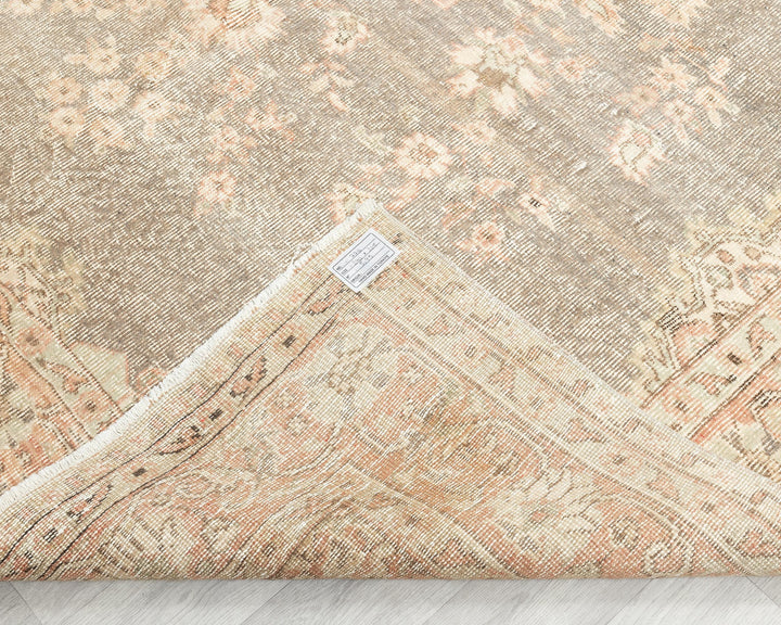 Faded Oushak Rug 6' 9" x 9' 6" | No. VR47909